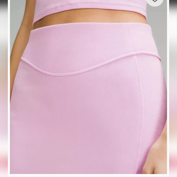 LULULEMON Scuba High-Rise Mini Skirt. Vitapink. Size small NWT - Picture 3 of 11